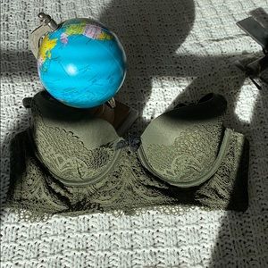 Lacy army green bra